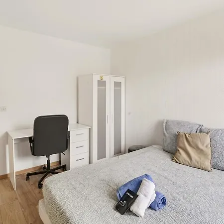 Spacieux T4 Avec Balcon - Acces Direct Rer A *